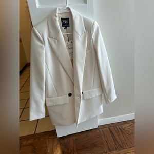 Zara white Blazer with tags on - NWT